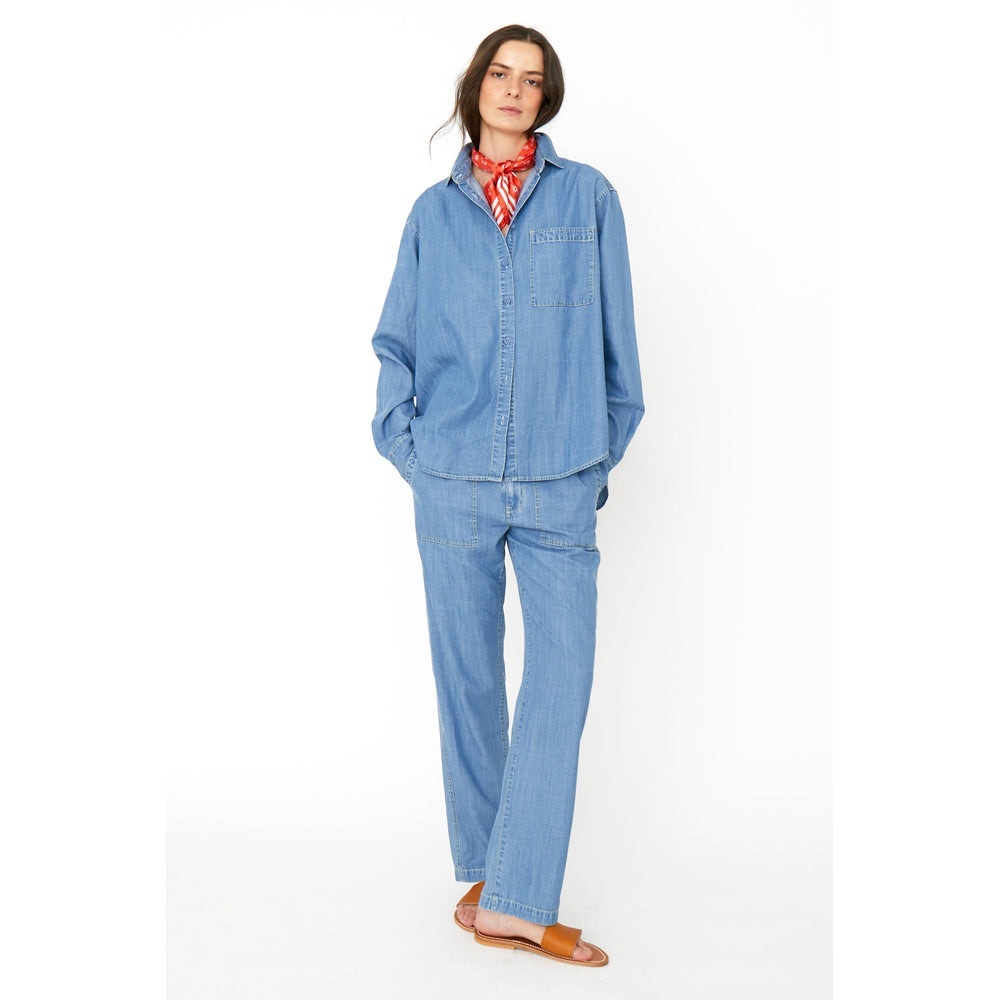 Nwt; KULE THE CHAMBRAY CITY PANTS
LIGHT DENIM